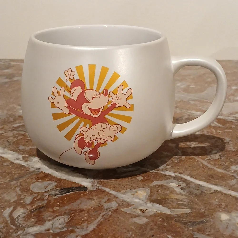 Disney Mickey & Minnie Golden Bust Pearlescent Stoneware Mug / 21oz